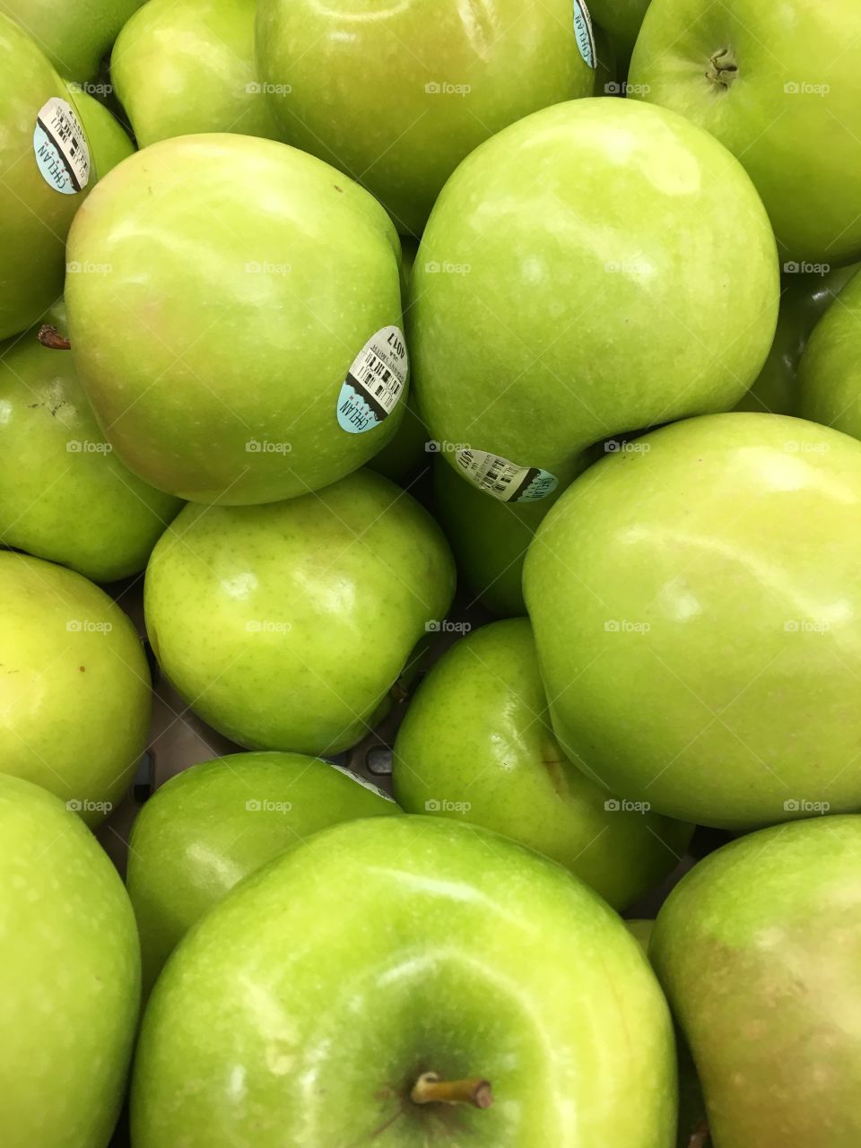 Fresh apples