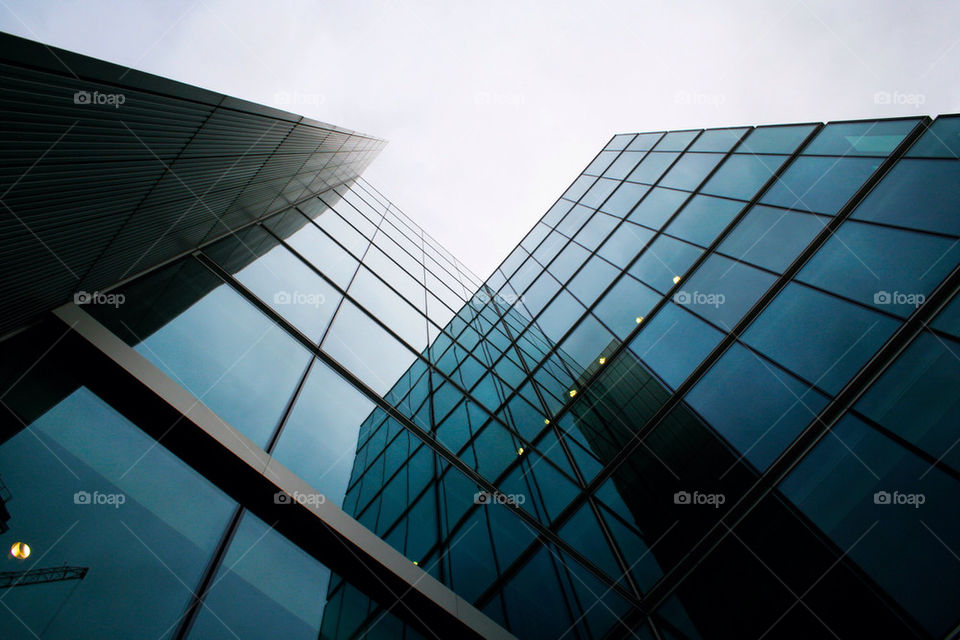 london building looking in by dannytwotaps