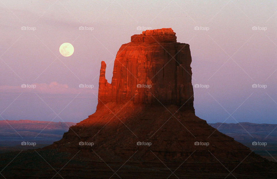 the arizona monument in by arizphotog