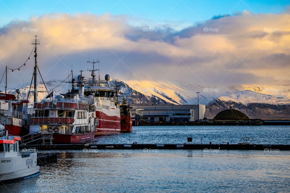 sunrise in Icelandic port