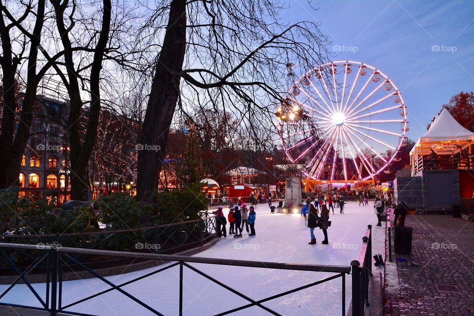 Christmas fair in Oslo sets the mood 