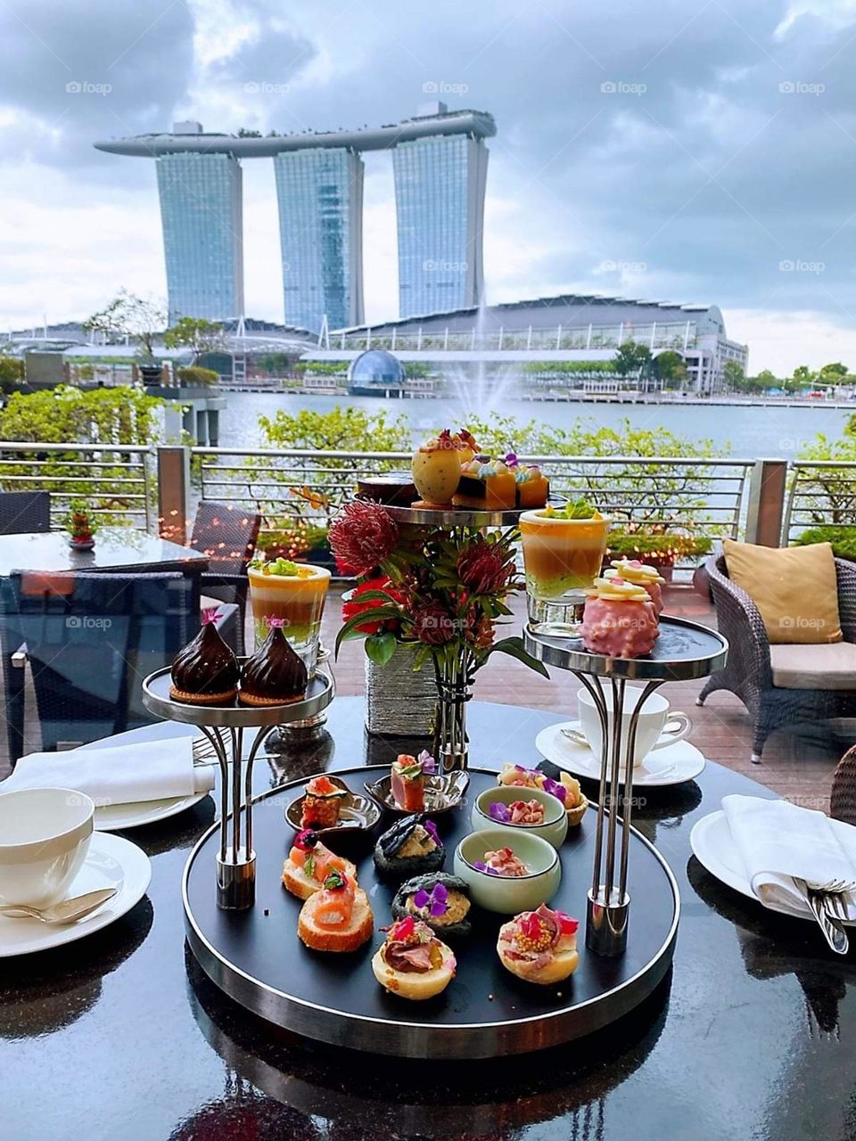 Enjoy the scenery while eating