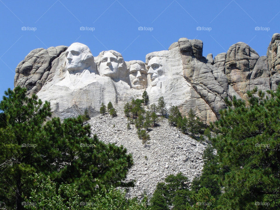 park sculpture monument south by refocusphoto