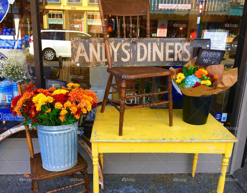 Store Front, Poulsbo