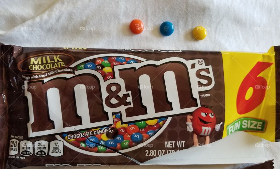 M&M