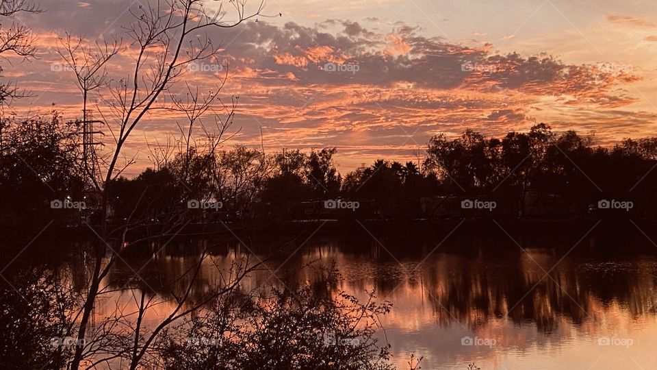 Colours are coming back I am positioning so that I can take the whole enchilada. I do not want to miss a second of all of the colour spectrum.