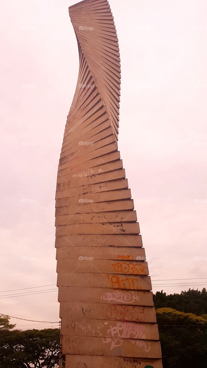 A high sculpture