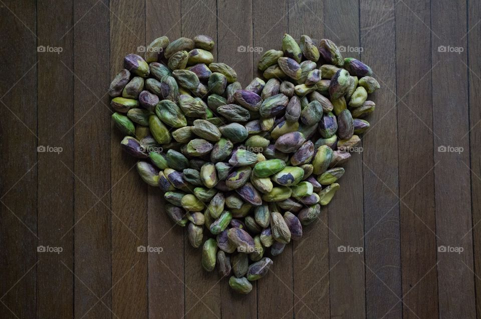 Heart of pistachios 