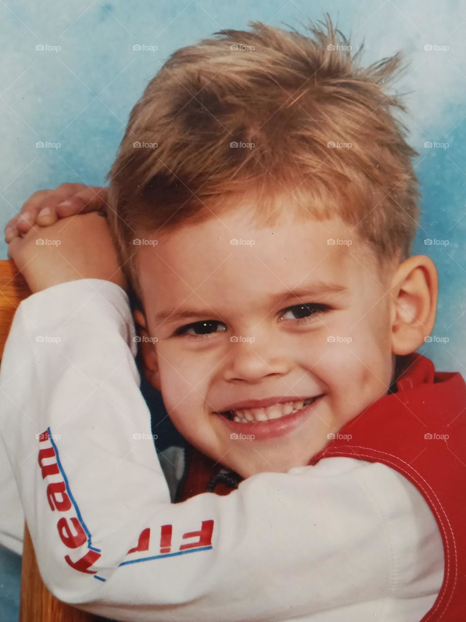 Energetic, light-hearted and vibrant portrait