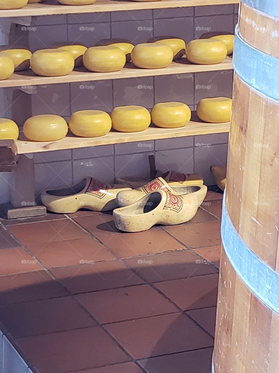 típico de Holanda, queso y zapatos de madera