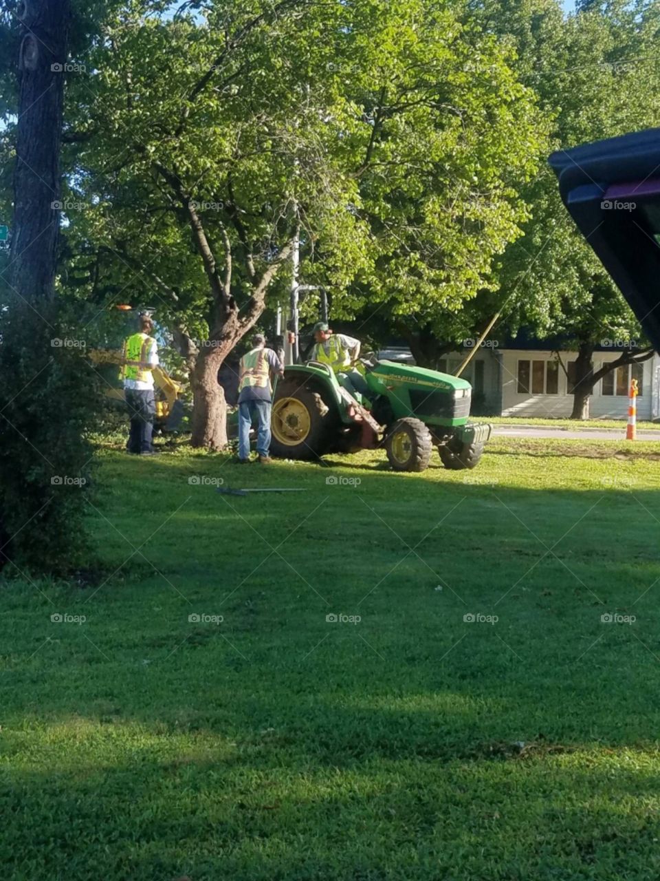 Tractor with Workmen