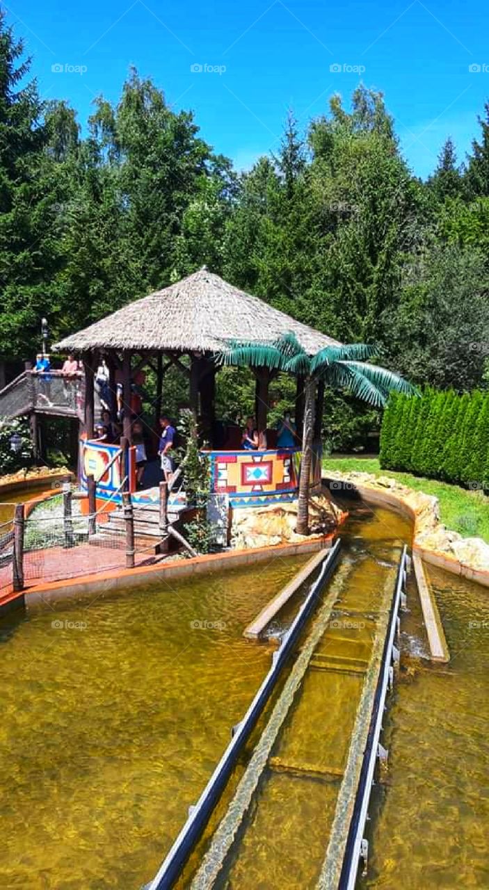 Water park construction-in Hawaii style