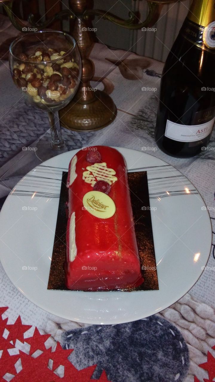 Cake dolce ice cream