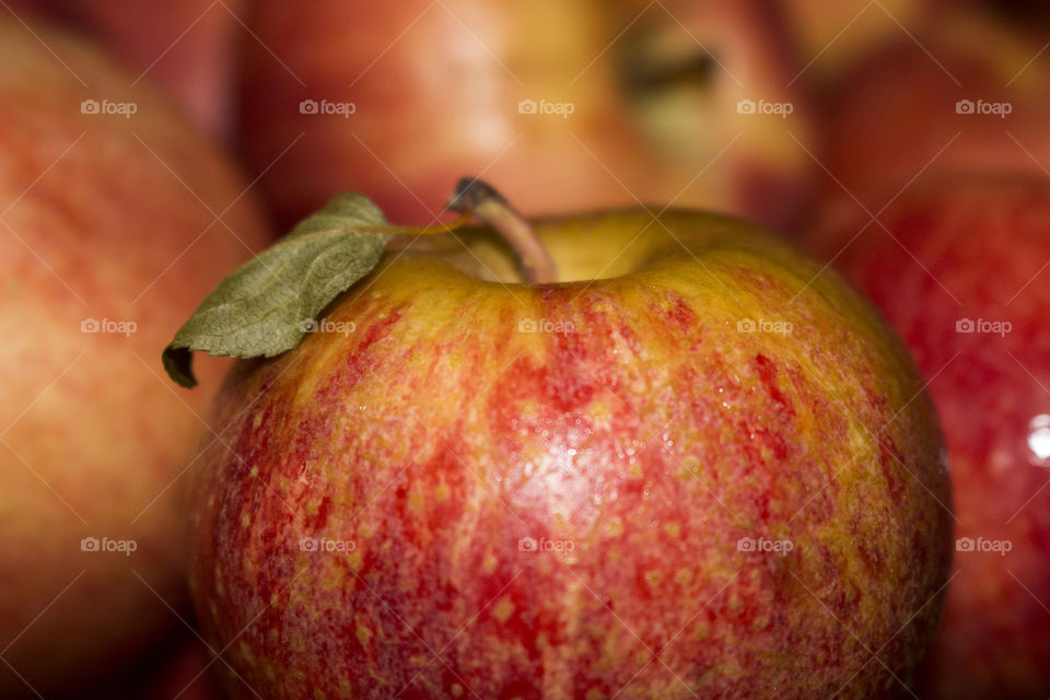 Red apple