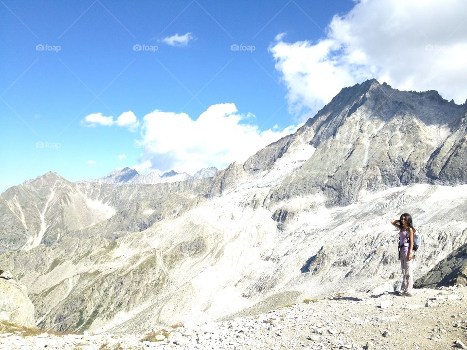 Between the Mountains . In the middle of the italian's mountains