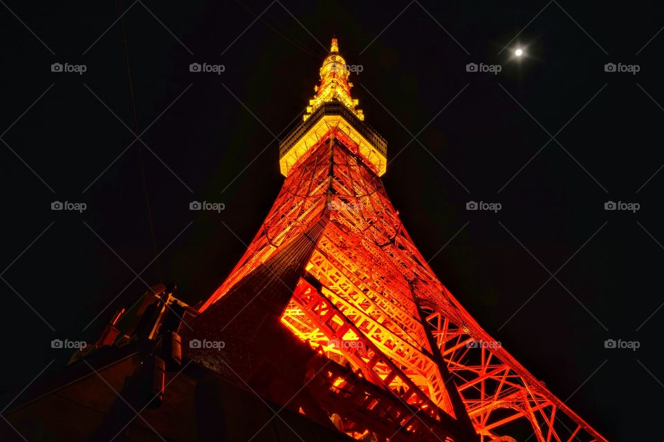 Beautful structure of Tokyo tower in night scene