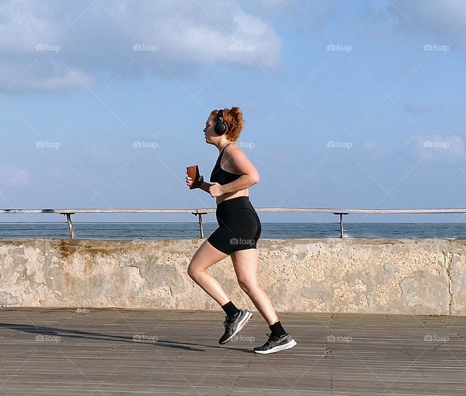 Mother on her morning jog 👟🏃‍♀️👟