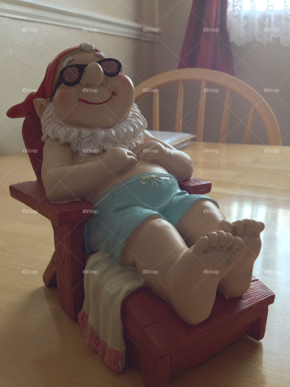 Relaxing gnome
