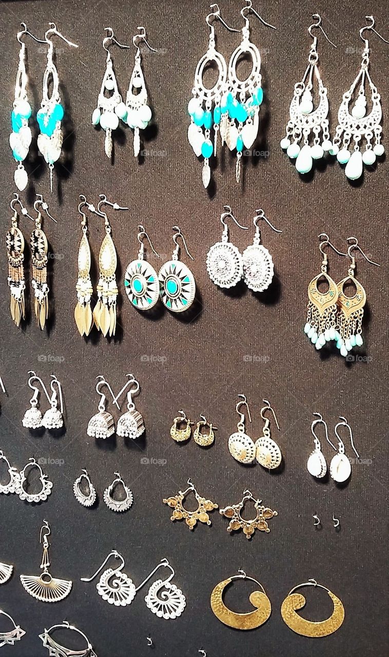 Earrings Market Display 