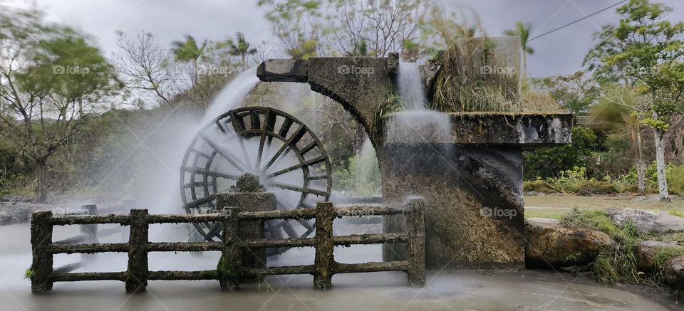 Waterwheel in Beinan Creek Park