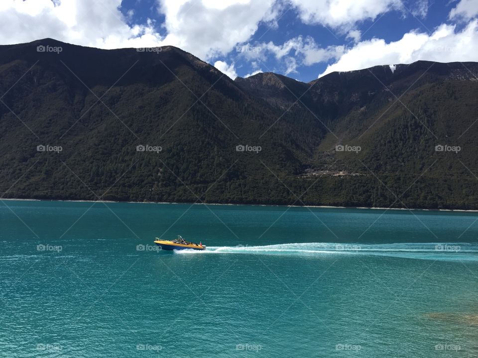 Basong lake in Tepet
