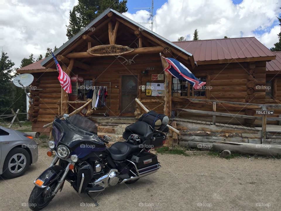 Motorcycle on Beartooth Highway