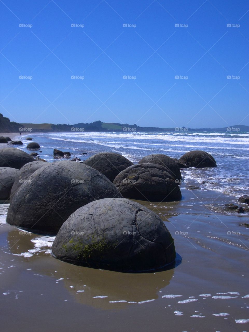 Moeraki Boulder