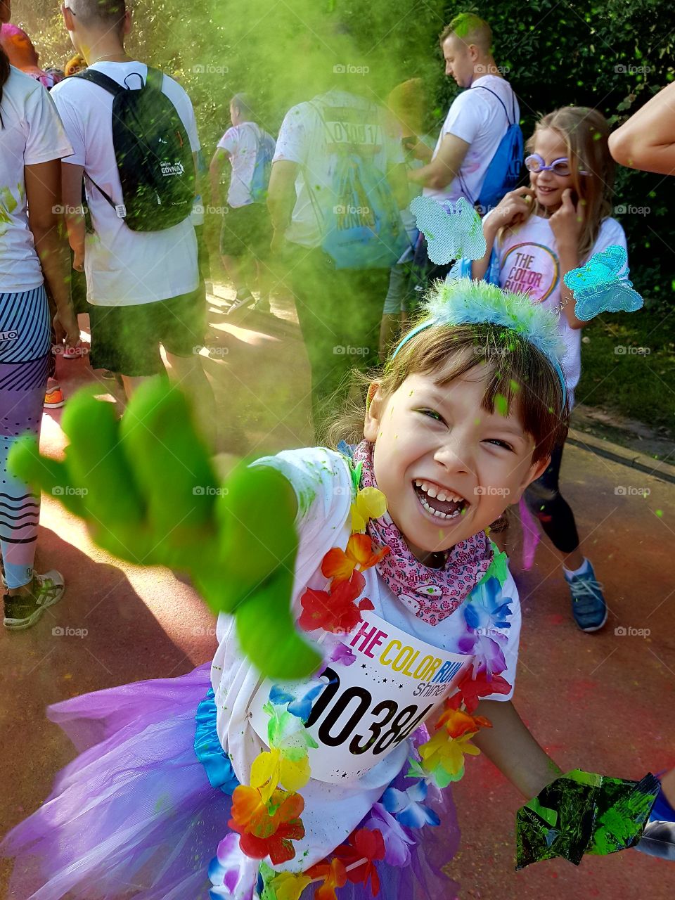 girl on the color run