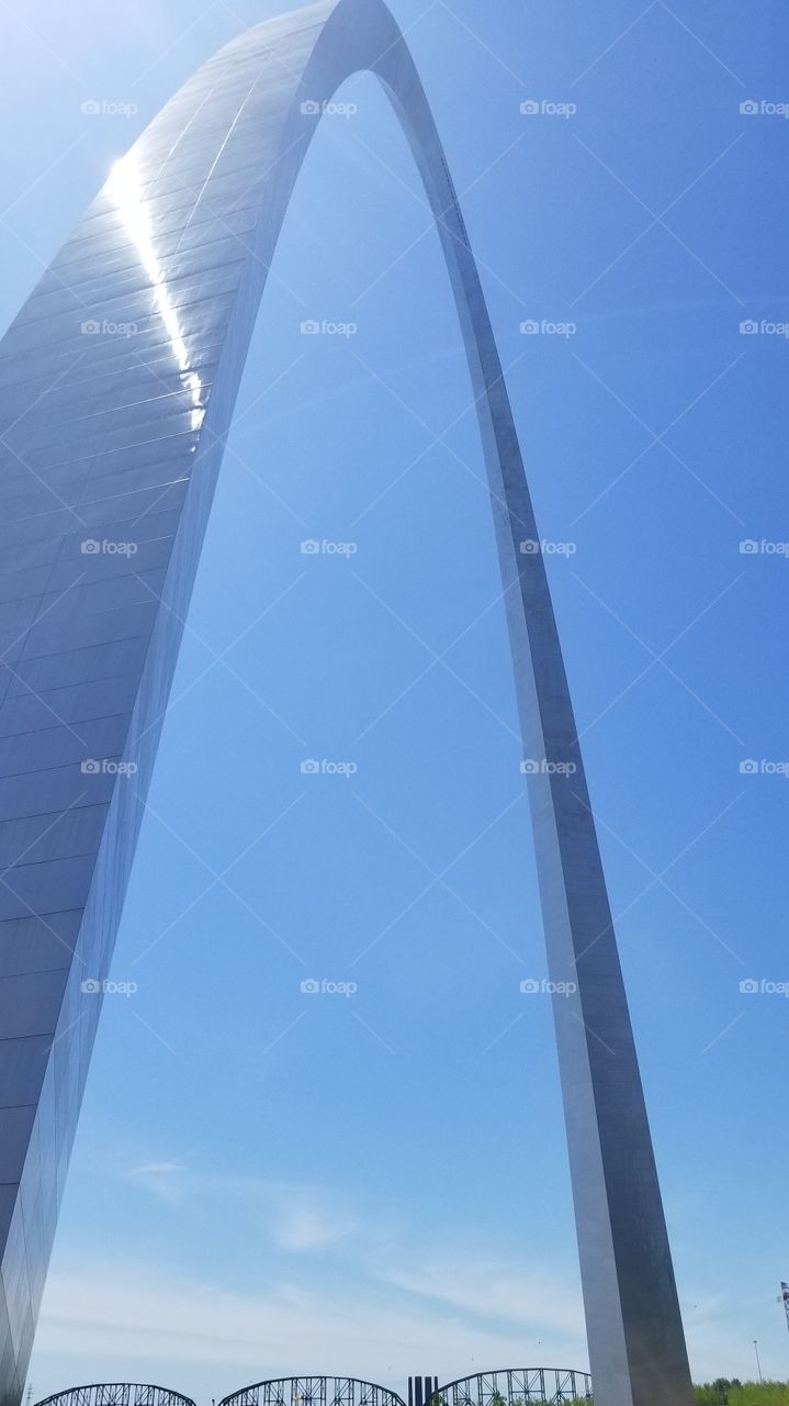 blue skies over the arch
