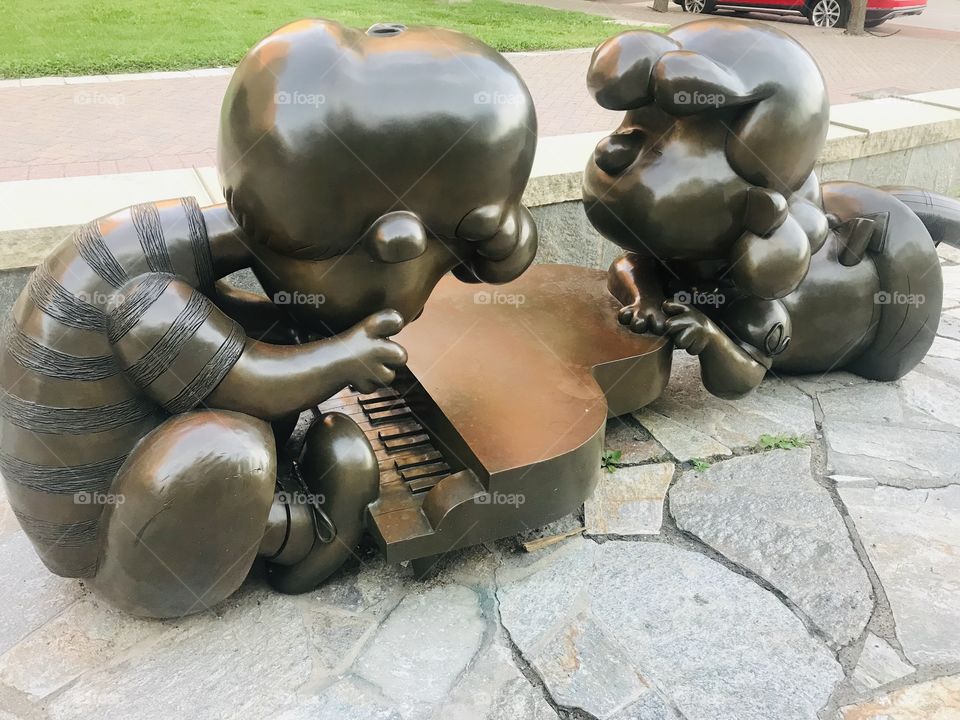 Super fun Charlie Brown and crew bronze characters in park on beautifully sunny day!! 