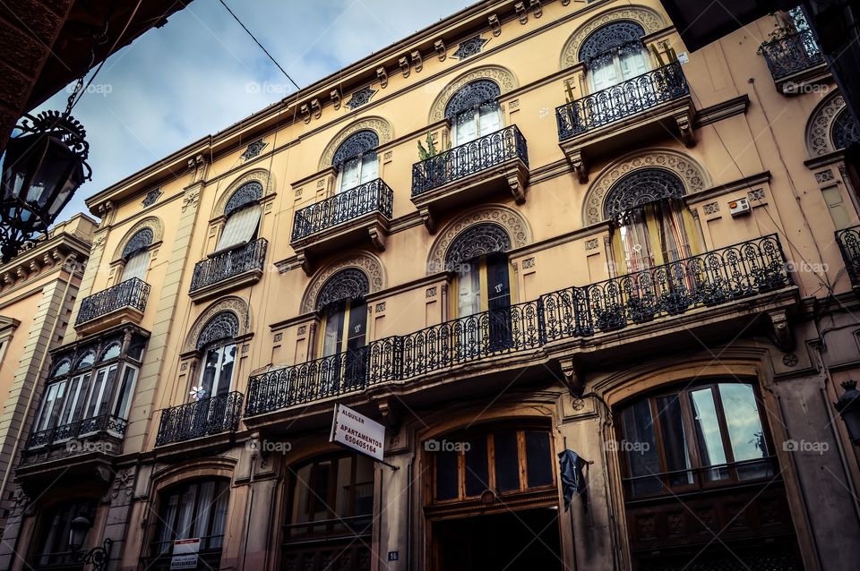 Edificios Sancho, calle Caballeros 14-18 (Valencia - Spain)