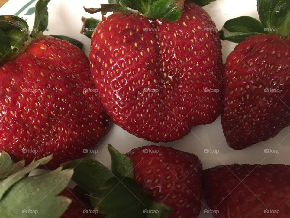 Red delicious Strawberries 