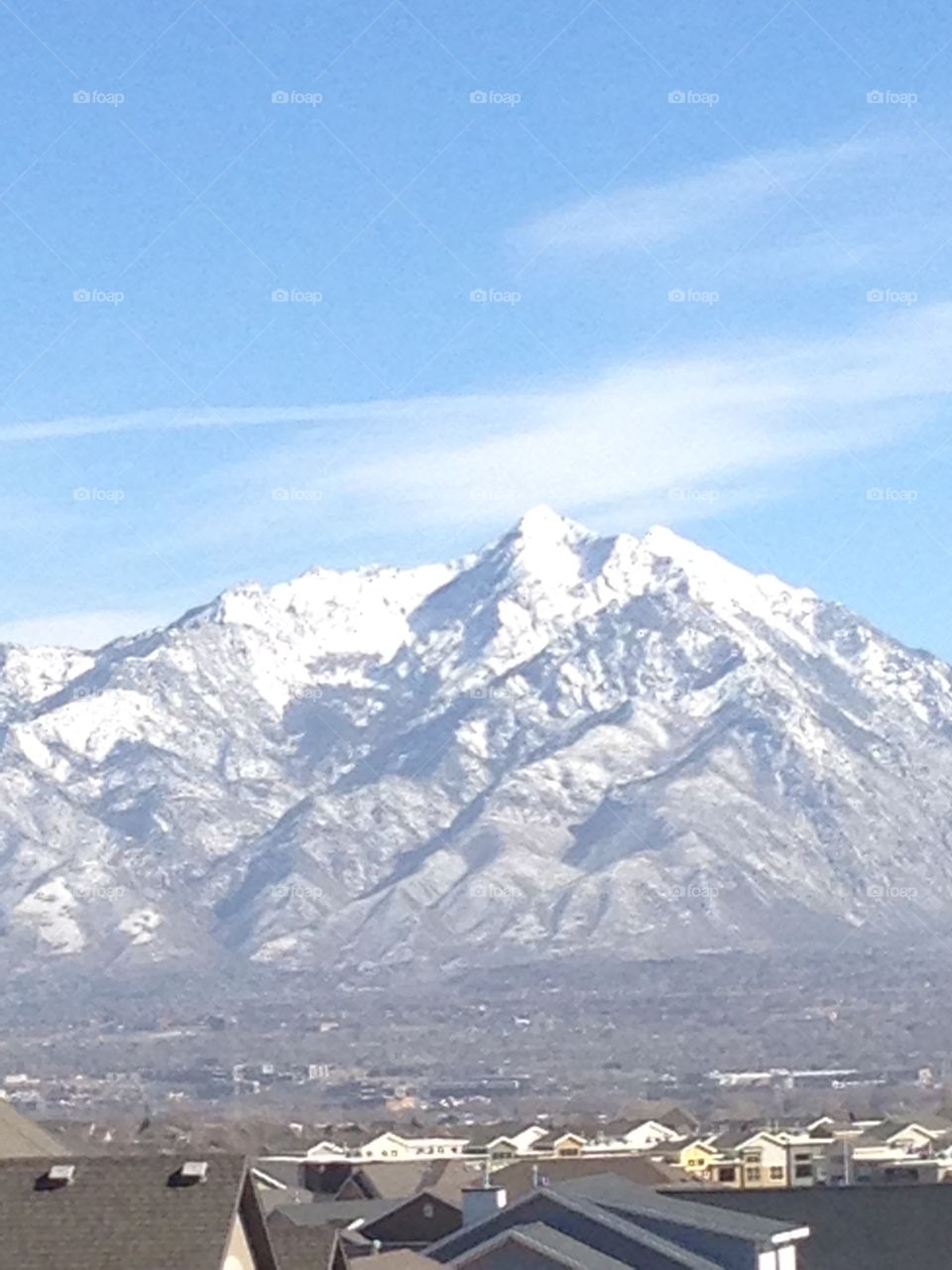 Snow cap mountain 