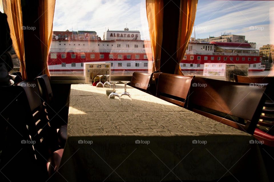 Floating restaurant, Prague