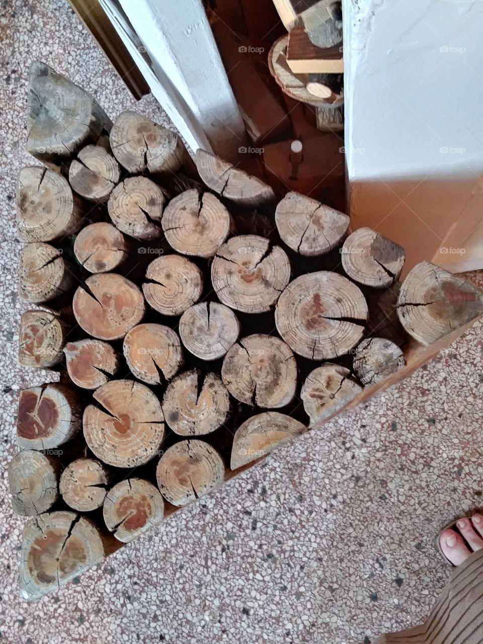 Handcrafted: Small Log Corner Table