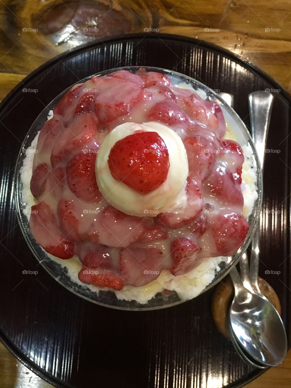 Strawberry dessert