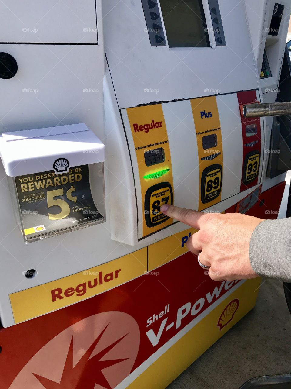 Road Trip USA, Madison Ohio, Shell gas station