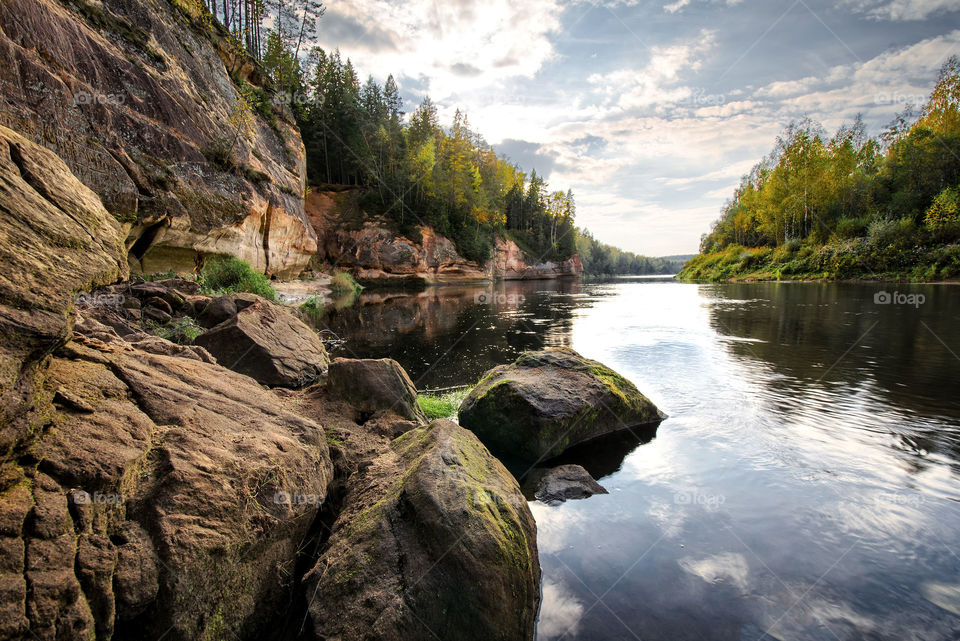 Latvia, Gaujas national park, River Gauja near Eagle cliffs