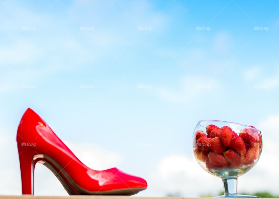 red shoes Blue Sky wedding shoes cena me strawberry