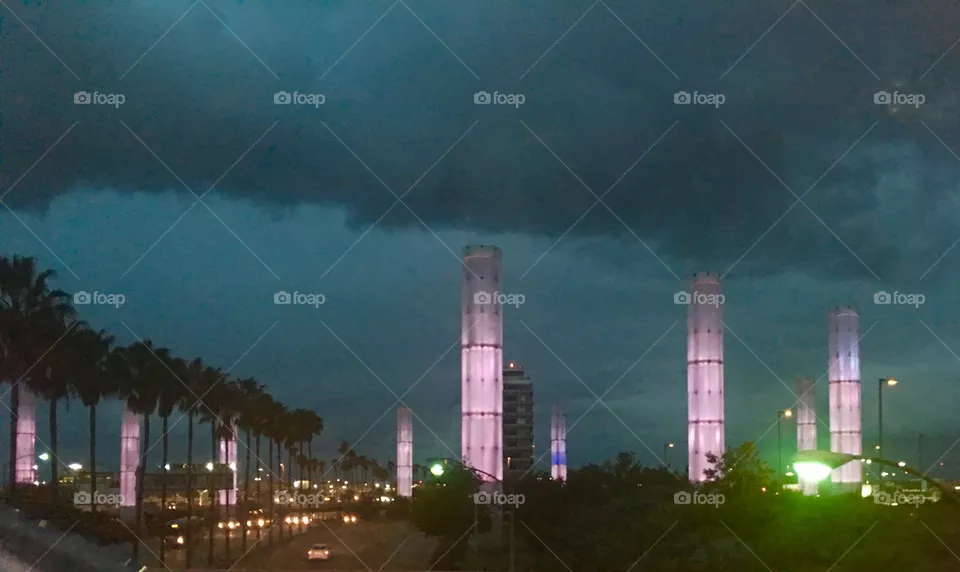 LAX