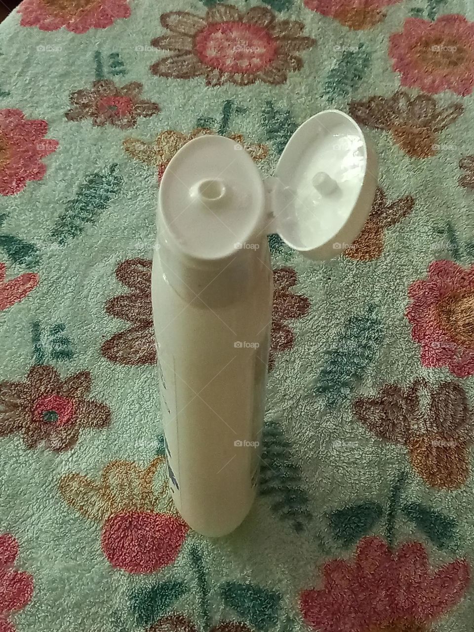 Nature loving shampoo. Good idea for weak hair!