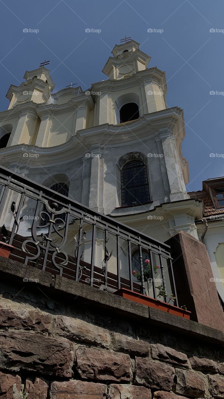 Architectural monuments 