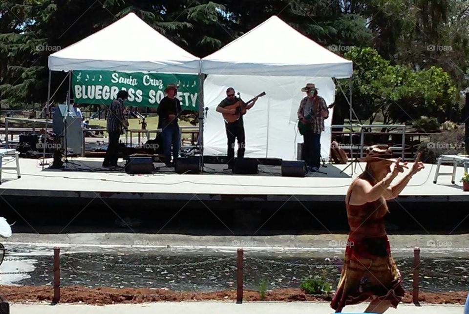 dance baby dance. bluegrass festival in Santa Cruz, California 