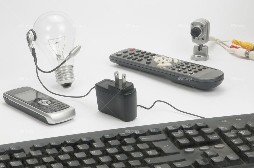 Cellular headset remote control keyboard