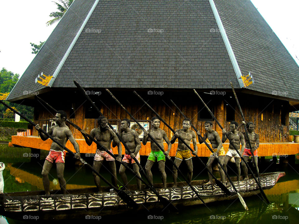 The knights of papua by small boat as a means of hunting and fighting