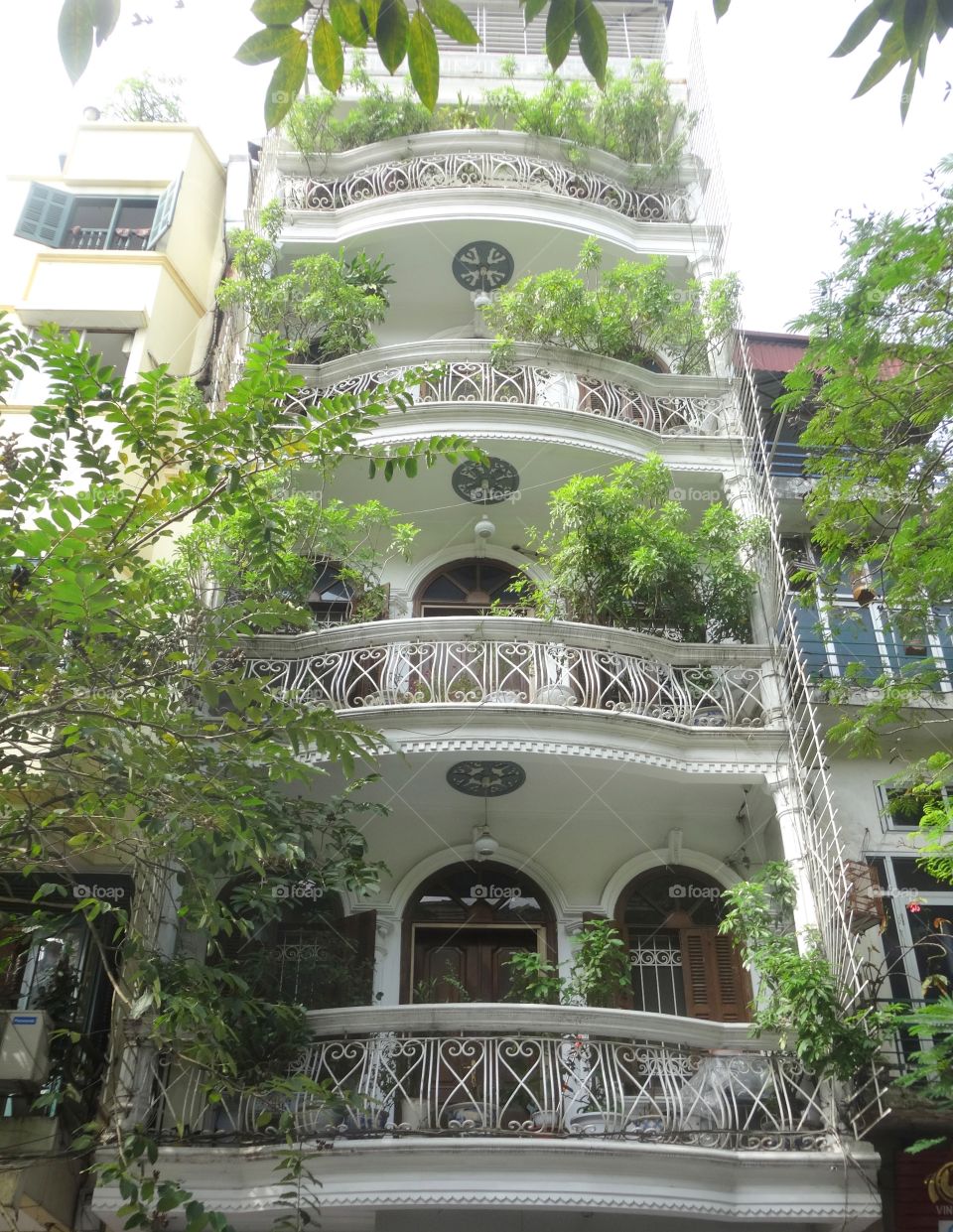builsing in Hanoi Vietnam