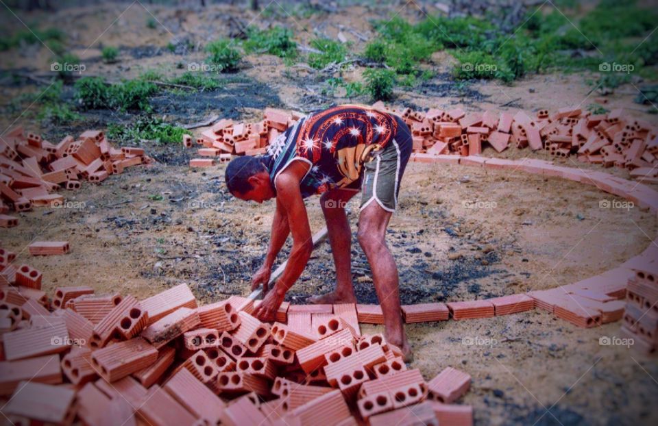 trabalhador de olaria