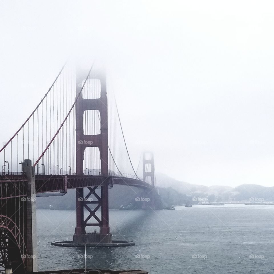 golden gate bridge with fog