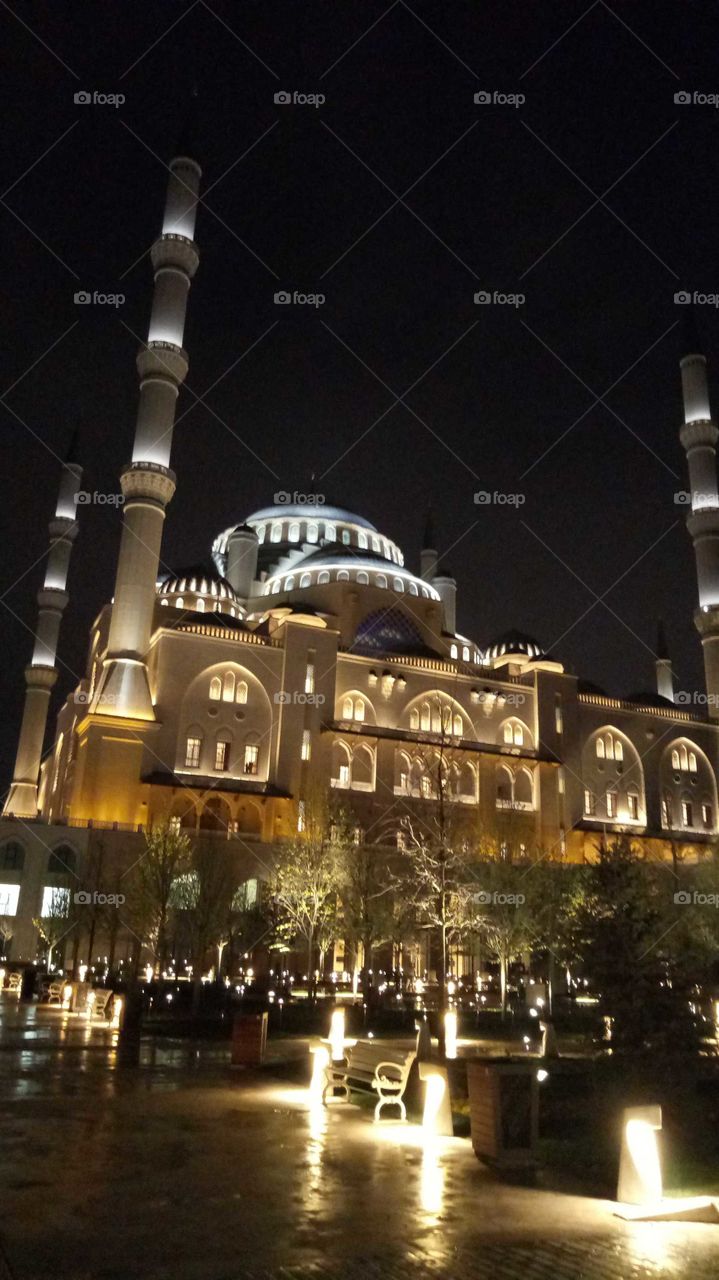 İstanbul  Büyükçamlıça Cami