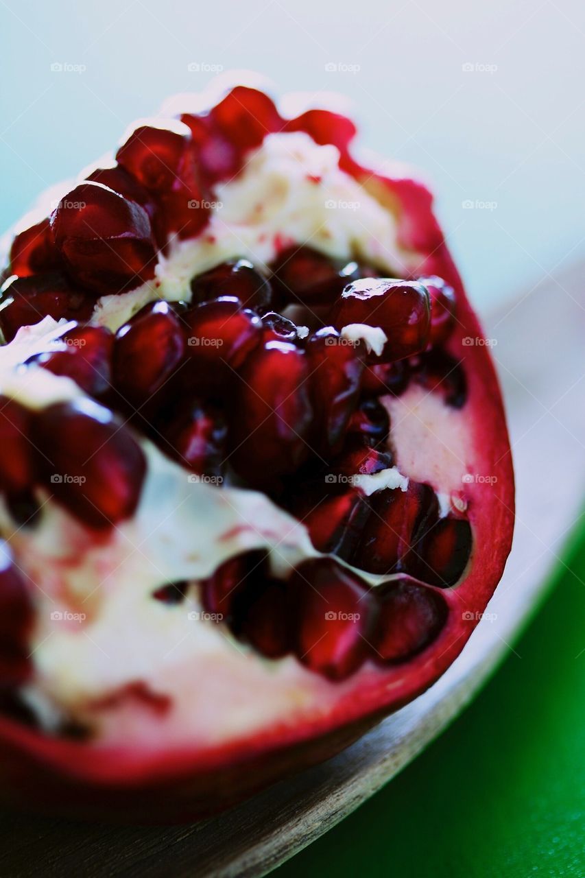 Macro pomegranate 